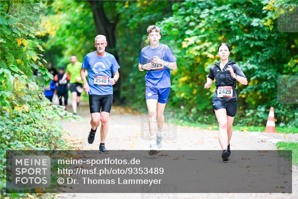 12.10.2025 - Bramfelder Halbmarathon 2025 Dr. Thomas Lammeyer http://msf.ph/oto/9353489 12.10.2025 10:47:07 Laufen 2548, 2025, 2425 meine-sportfotos.de
