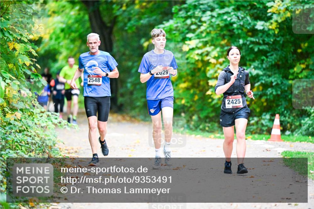 12.10.2025 - Bramfelder Halbmarathon 2025 Dr. Thomas Lammeyer http://msf.ph/oto/9353491 12.10.2025 10:47:07 Laufen 29, 2548, 2425 meine-sportfotos.de