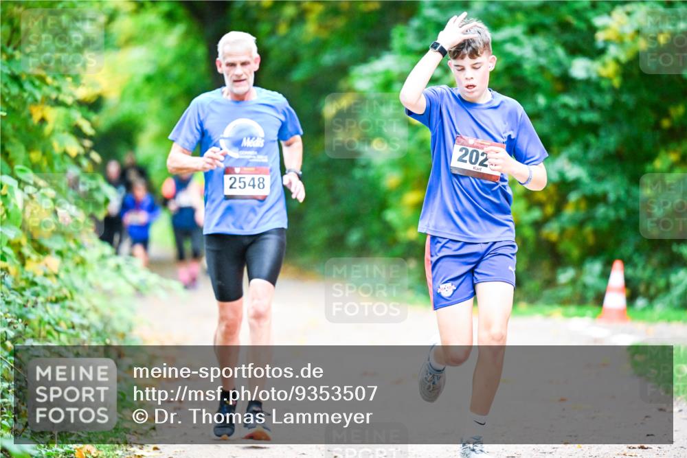 12.10.2025 - Bramfelder Halbmarathon 2025 Dr. Thomas Lammeyer http://msf.ph/oto/9353507 12.10.2025 10:47:10 Laufen 202, 2548 meine-sportfotos.de