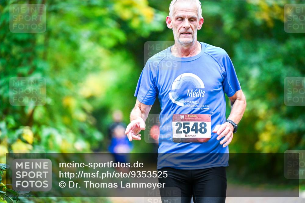 12.10.2025 - Bramfelder Halbmarathon 2025 Dr. Thomas Lammeyer http://msf.ph/oto/9353525 12.10.2025 10:47:12 Laufen 34, 2548 meine-sportfotos.de