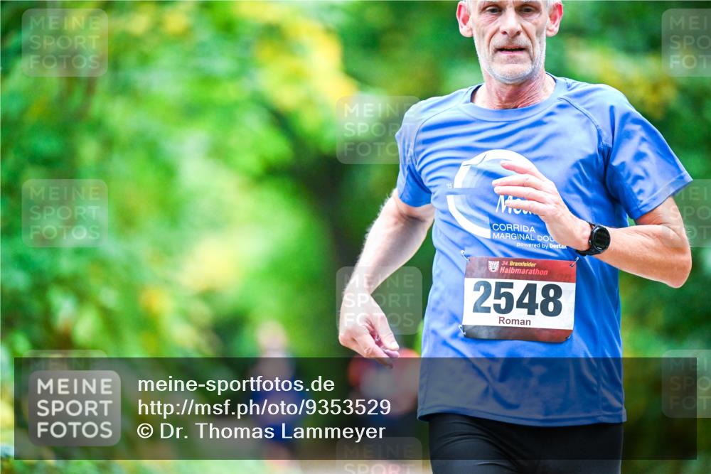 12.10.2025 - Bramfelder Halbmarathon 2025 Dr. Thomas Lammeyer http://msf.ph/oto/9353529 12.10.2025 10:47:13 Laufen 34, 2548 meine-sportfotos.de