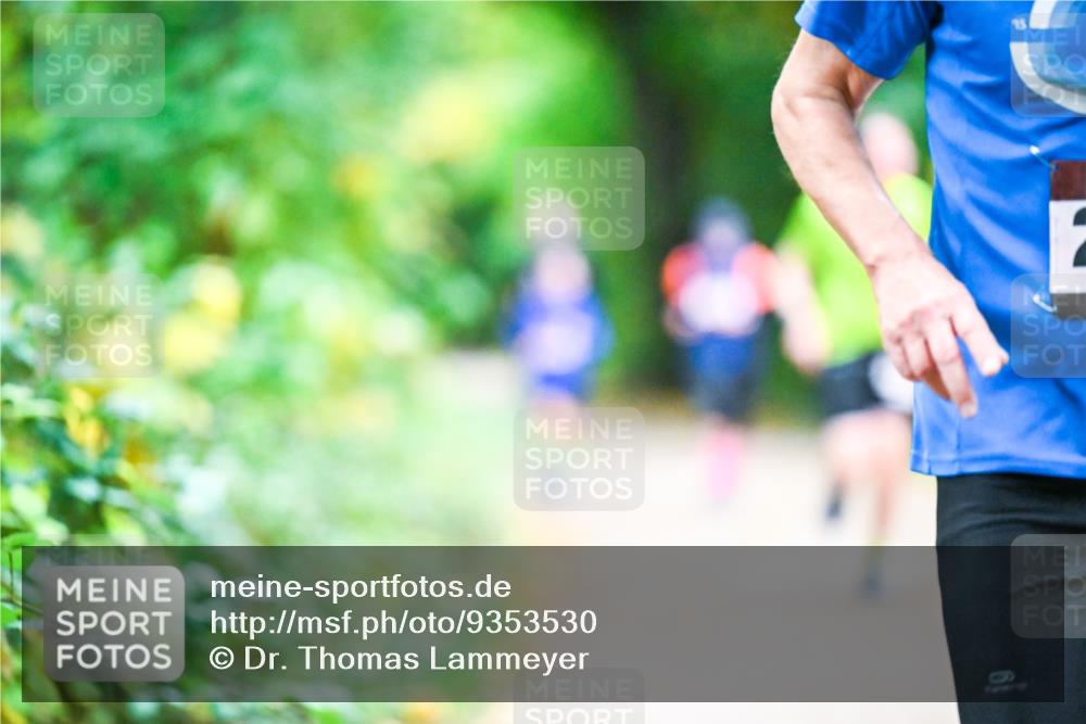 12.10.2025 - Bramfelder Halbmarathon 2025 Dr. Thomas Lammeyer http://msf.ph/oto/9353530 12.10.2025 10:47:13 Laufen  meine-sportfotos.de