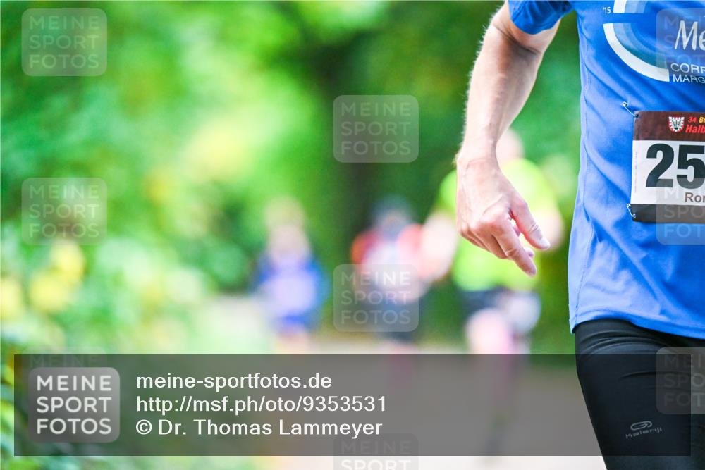 12.10.2025 - Bramfelder Halbmarathon 2025 Dr. Thomas Lammeyer http://msf.ph/oto/9353531 12.10.2025 10:47:14 Laufen 15, 34, 25 meine-sportfotos.de