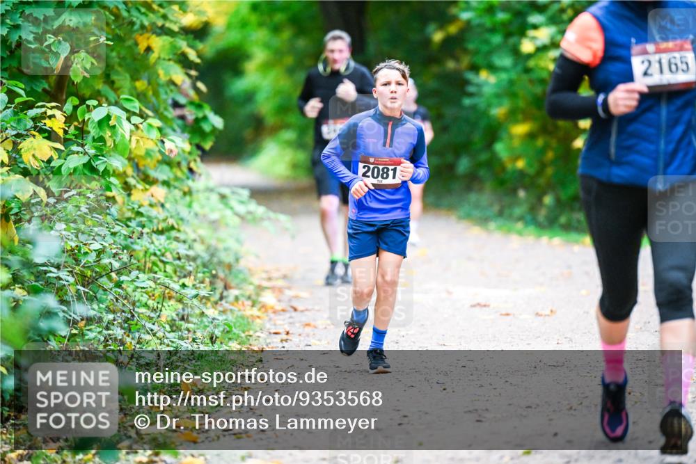 12.10.2025 - Bramfelder Halbmarathon 2025 Dr. Thomas Lammeyer http://msf.ph/oto/9353568 12.10.2025 10:47:20 Laufen 2081, 2165 meine-sportfotos.de