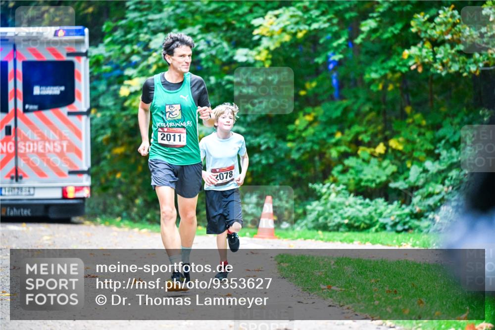 12.10.2025 - Bramfelder Halbmarathon 2025 Dr. Thomas Lammeyer http://msf.ph/oto/9353627 12.10.2025 10:47:41 Laufen 2011, 2078 meine-sportfotos.de