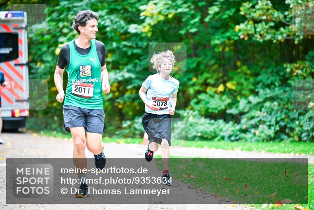 12.10.2025 - Bramfelder Halbmarathon 2025 Dr. Thomas Lammeyer http://msf.ph/oto/9353634 12.10.2025 10:47:42 Laufen 2011, 2078 meine-sportfotos.de