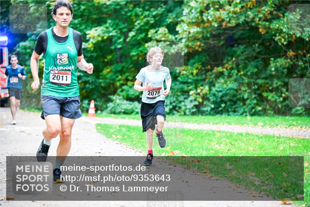 12.10.2025 - Bramfelder Halbmarathon 2025 Dr. Thomas Lammeyer http://msf.ph/oto/9353643 12.10.2025 10:47:44 Laufen 2011, 2078 meine-sportfotos.de