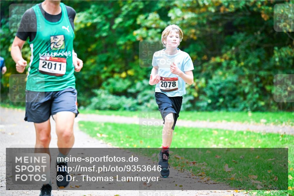 12.10.2025 - Bramfelder Halbmarathon 2025 Dr. Thomas Lammeyer http://msf.ph/oto/9353646 12.10.2025 10:47:44 Laufen 2011, 2078 meine-sportfotos.de