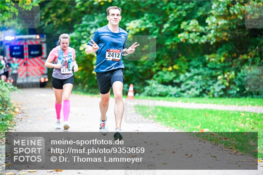 12.10.2025 - Bramfelder Halbmarathon 2025 Dr. Thomas Lammeyer http://msf.ph/oto/9353659 12.10.2025 10:47:48 Laufen 273, 2412, 96 meine-sportfotos.de