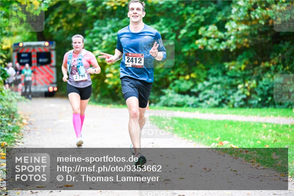 12.10.2025 - Bramfelder Halbmarathon 2025 Dr. Thomas Lammeyer http://msf.ph/oto/9353662 12.10.2025 10:47:48 Laufen 273, 2412, 96 meine-sportfotos.de