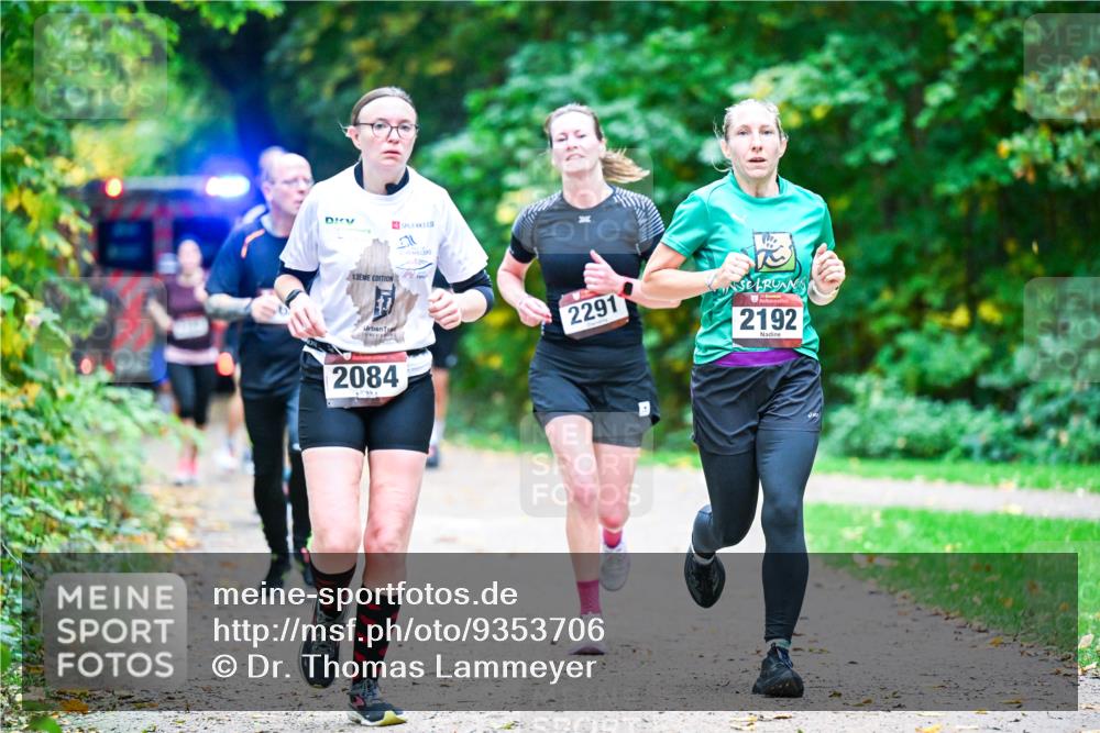 12.10.2025 - Bramfelder Halbmarathon 2025 Dr. Thomas Lammeyer http://msf.ph/oto/9353706 12.10.2025 10:47:57 Laufen 13, 2084, 2291, 2192 meine-sportfotos.de