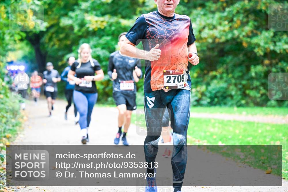 12.10.2025 - Bramfelder Halbmarathon 2025 Dr. Thomas Lammeyer http://msf.ph/oto/9353813 12.10.2025 10:48:17 Laufen 2709, 14 meine-sportfotos.de