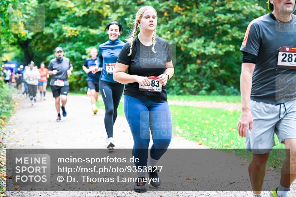 12.10.2025 - Bramfelder Halbmarathon 2025 Dr. Thomas Lammeyer http://msf.ph/oto/9353827 12.10.2025 10:48:21 Laufen 21, 83, 48, 287 meine-sportfotos.de