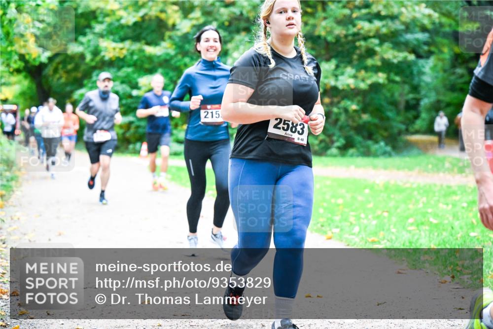 12.10.2025 - Bramfelder Halbmarathon 2025 Dr. Thomas Lammeyer http://msf.ph/oto/9353829 12.10.2025 10:48:21 Laufen 215, 2583, 48 meine-sportfotos.de