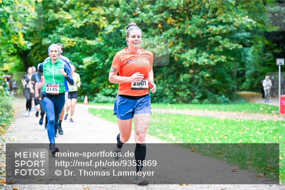 12.10.2025 - Bramfelder Halbmarathon 2025 Dr. Thomas Lammeyer http://msf.ph/oto/9353869 12.10.2025 10:48:28 Laufen 2145, 2001 meine-sportfotos.de