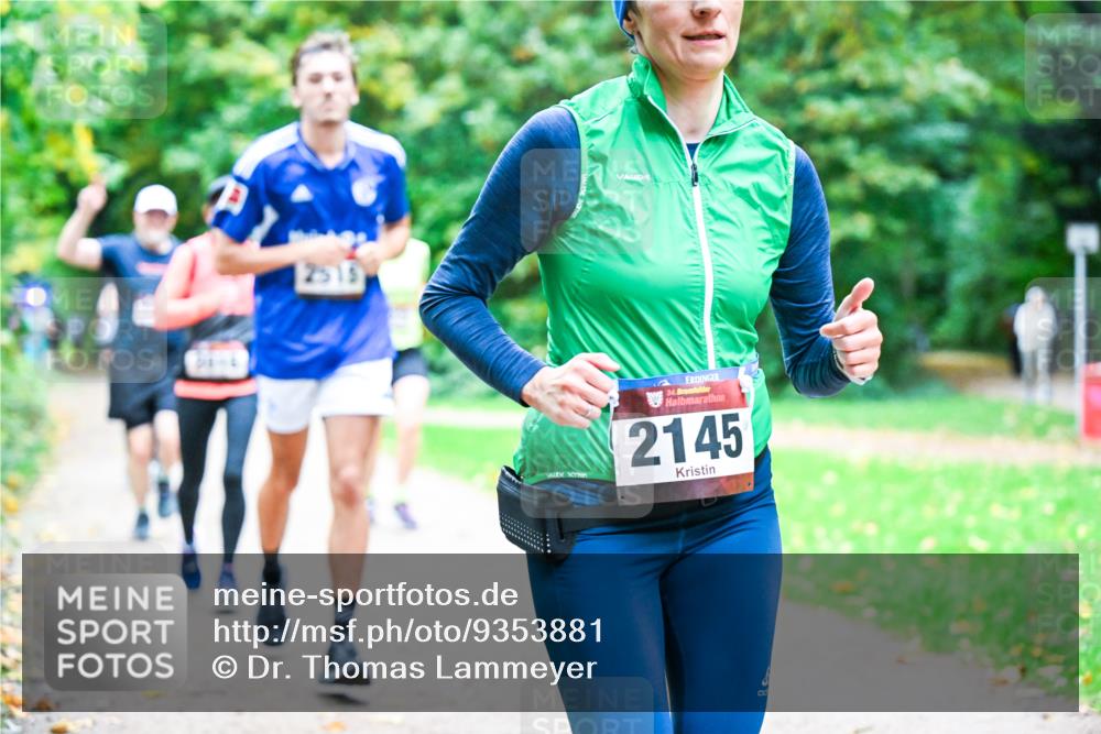 12.10.2025 - Bramfelder Halbmarathon 2025 Dr. Thomas Lammeyer http://msf.ph/oto/9353881 12.10.2025 10:48:30 Laufen 2513, 34, 2145 meine-sportfotos.de