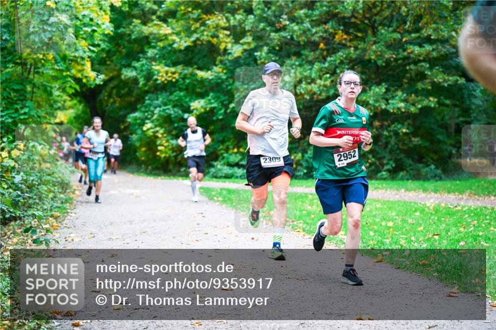 12.10.2025 - Bramfelder Halbmarathon 2025 Dr. Thomas Lammeyer http://msf.ph/oto/9353917 12.10.2025 10:48:37 Laufen 2309, 2952, 100 meine-sportfotos.de
