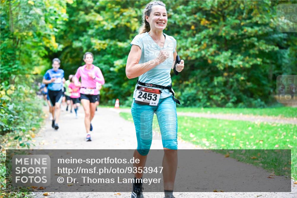 12.10.2025 - Bramfelder Halbmarathon 2025 Dr. Thomas Lammeyer http://msf.ph/oto/9353947 12.10.2025 10:48:42 Laufen 2453, 58 meine-sportfotos.de