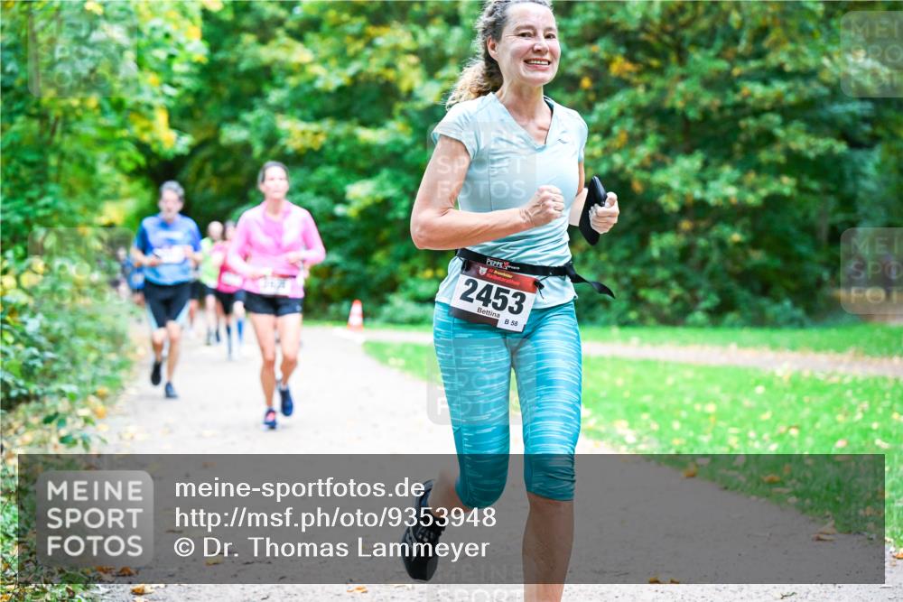 12.10.2025 - Bramfelder Halbmarathon 2025 Dr. Thomas Lammeyer http://msf.ph/oto/9353948 12.10.2025 10:48:42 Laufen 134, 2453, 58 meine-sportfotos.de