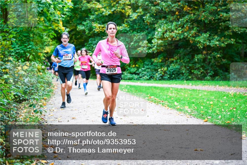 12.10.2025 - Bramfelder Halbmarathon 2025 Dr. Thomas Lammeyer http://msf.ph/oto/9353953 12.10.2025 10:48:43 Laufen 2013, 2177, 2925 meine-sportfotos.de