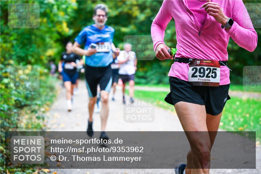 12.10.2025 - Bramfelder Halbmarathon 2025 Dr. Thomas Lammeyer http://msf.ph/oto/9353962 12.10.2025 10:48:45 Laufen 34, 2925 meine-sportfotos.de