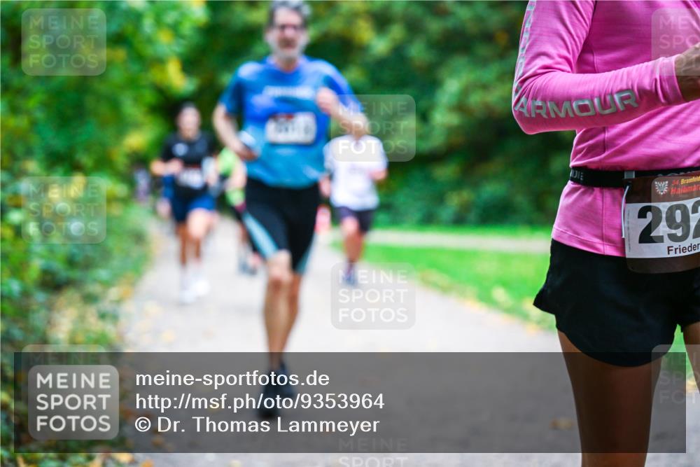 12.10.2025 - Bramfelder Halbmarathon 2025 Dr. Thomas Lammeyer http://msf.ph/oto/9353964 12.10.2025 10:48:45 Laufen 34, 292 meine-sportfotos.de