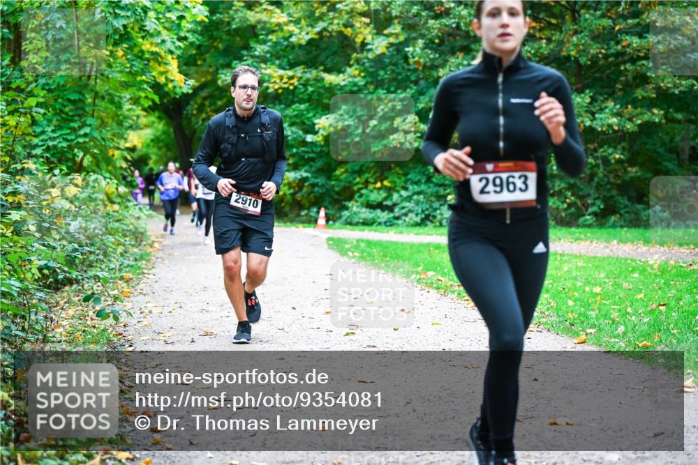 12.10.2025 - Bramfelder Halbmarathon 2025 Dr. Thomas Lammeyer http://msf.ph/oto/9354081 12.10.2025 10:49:07 Laufen 2910, 2963 meine-sportfotos.de