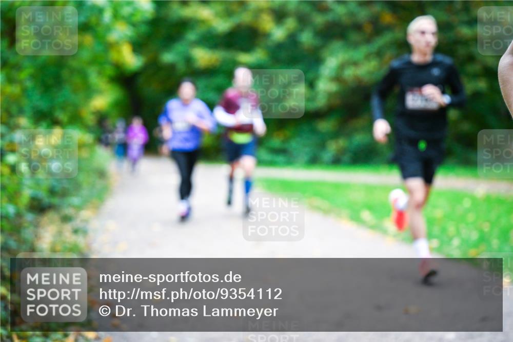 12.10.2025 - Bramfelder Halbmarathon 2025 Dr. Thomas Lammeyer http://msf.ph/oto/9354112 12.10.2025 10:49:14 Laufen  meine-sportfotos.de
