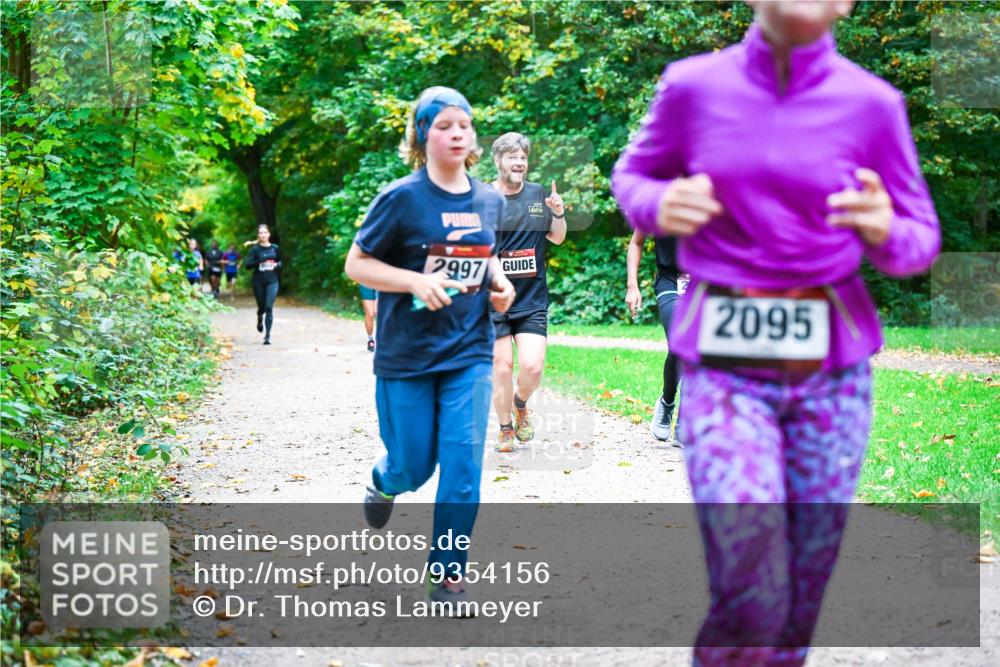 12.10.2025 - Bramfelder Halbmarathon 2025 Dr. Thomas Lammeyer http://msf.ph/oto/9354156 12.10.2025 10:49:23 Laufen 2997, 2095 meine-sportfotos.de