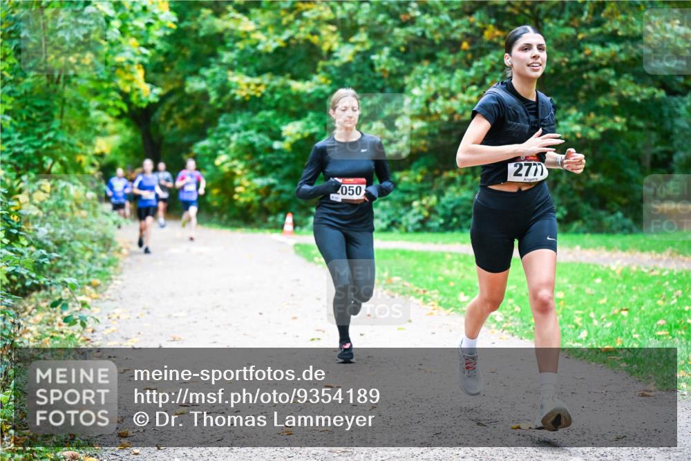 12.10.2025 - Bramfelder Halbmarathon 2025 Dr. Thomas Lammeyer http://msf.ph/oto/9354189 12.10.2025 10:49:30 Laufen 050, 277 meine-sportfotos.de