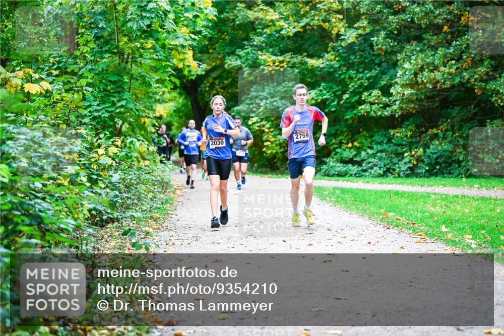 12.10.2025 - Bramfelder Halbmarathon 2025 Dr. Thomas Lammeyer http://msf.ph/oto/9354210 12.10.2025 10:49:35 Laufen 2030, 2759 meine-sportfotos.de