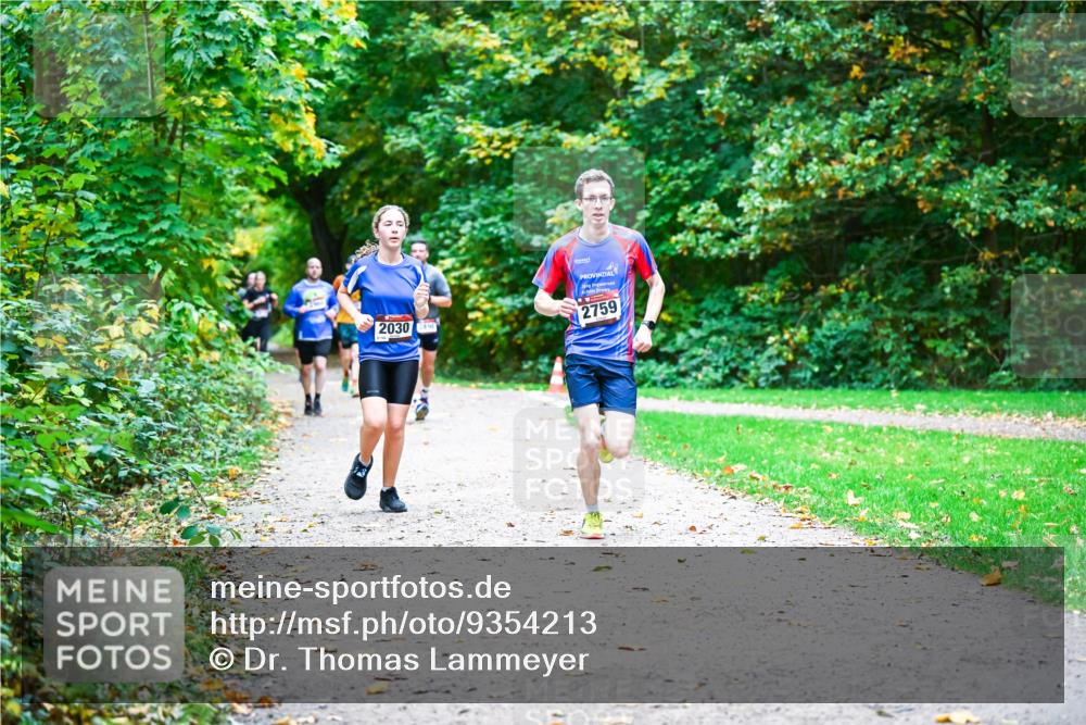 12.10.2025 - Bramfelder Halbmarathon 2025 Dr. Thomas Lammeyer http://msf.ph/oto/9354213 12.10.2025 10:49:35 Laufen 2030, 2759 meine-sportfotos.de