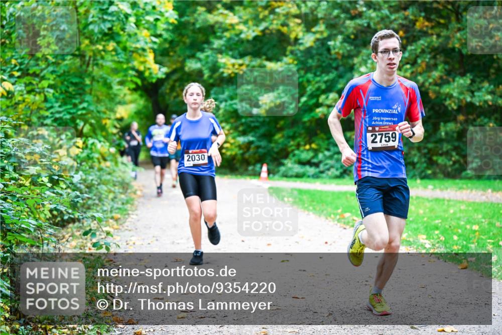12.10.2025 - Bramfelder Halbmarathon 2025 Dr. Thomas Lammeyer http://msf.ph/oto/9354220 12.10.2025 10:49:36 Laufen 2030, 2759 meine-sportfotos.de