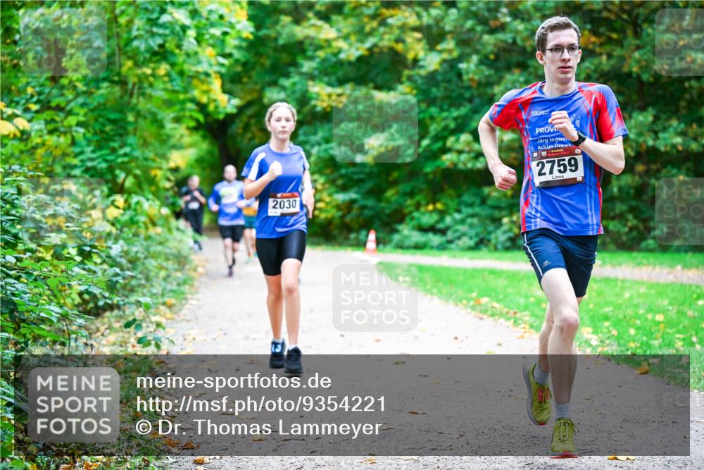12.10.2025 - Bramfelder Halbmarathon 2025 Dr. Thomas Lammeyer http://msf.ph/oto/9354221 12.10.2025 10:49:36 Laufen 2030, 2759 meine-sportfotos.de