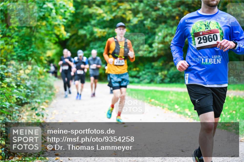 12.10.2025 - Bramfelder Halbmarathon 2025 Dr. Thomas Lammeyer http://msf.ph/oto/9354258 12.10.2025 10:49:43 Laufen 2960, 2829 meine-sportfotos.de