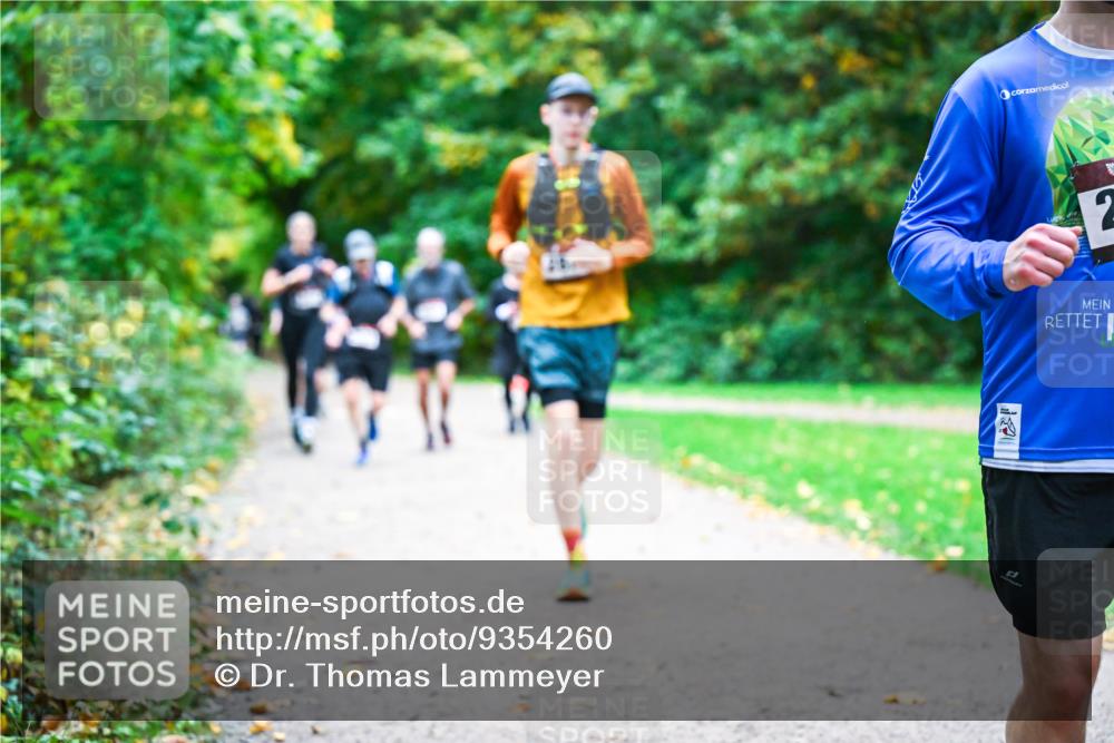 12.10.2025 - Bramfelder Halbmarathon 2025 Dr. Thomas Lammeyer http://msf.ph/oto/9354260 12.10.2025 10:49:43 Laufen 2 meine-sportfotos.de