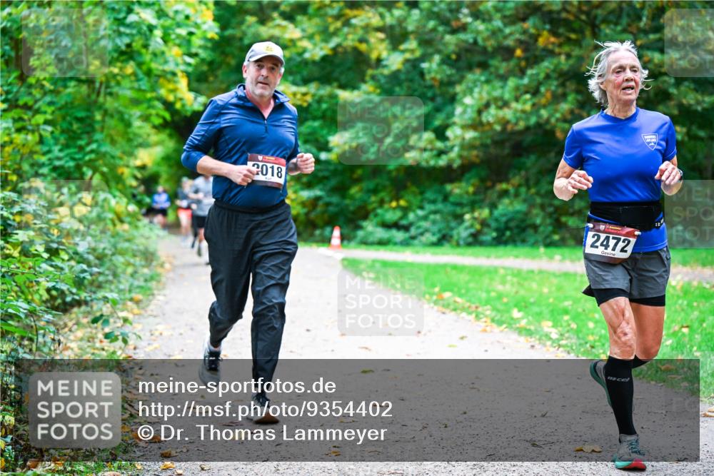 12.10.2025 - Bramfelder Halbmarathon 2025 Dr. Thomas Lammeyer http://msf.ph/oto/9354402 12.10.2025 10:50:08 Laufen 3018, 2472 meine-sportfotos.de