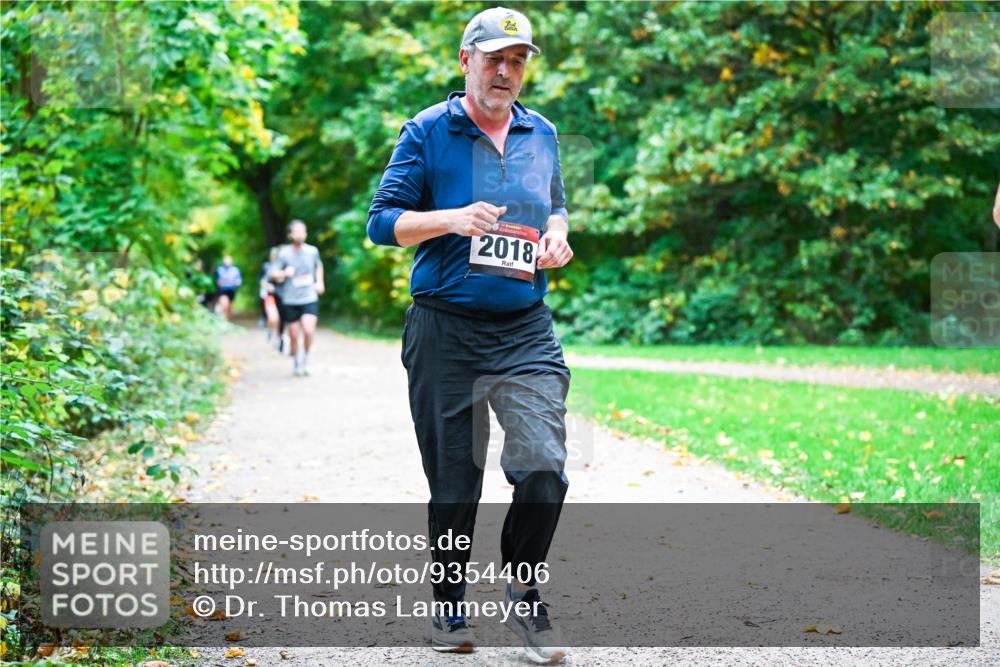 12.10.2025 - Bramfelder Halbmarathon 2025 Dr. Thomas Lammeyer http://msf.ph/oto/9354406 12.10.2025 10:50:08 Laufen 2018 meine-sportfotos.de