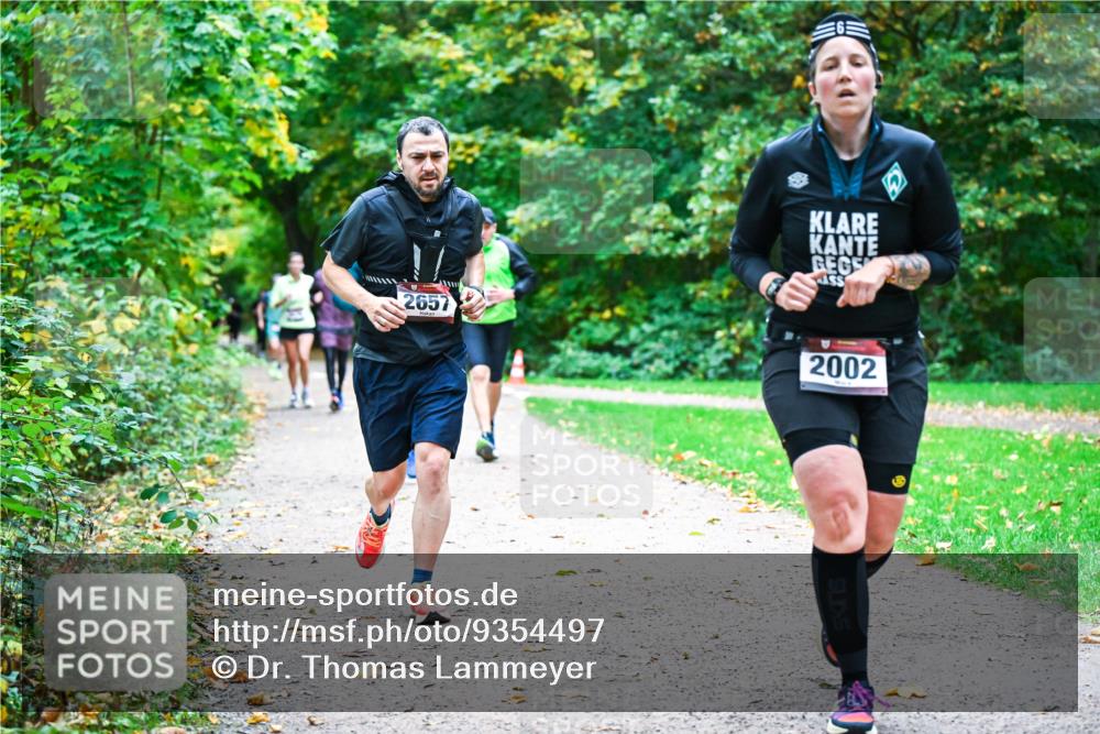 12.10.2025 - Bramfelder Halbmarathon 2025 Dr. Thomas Lammeyer http://msf.ph/oto/9354497 12.10.2025 10:50:25 Laufen 2657, 2002 meine-sportfotos.de