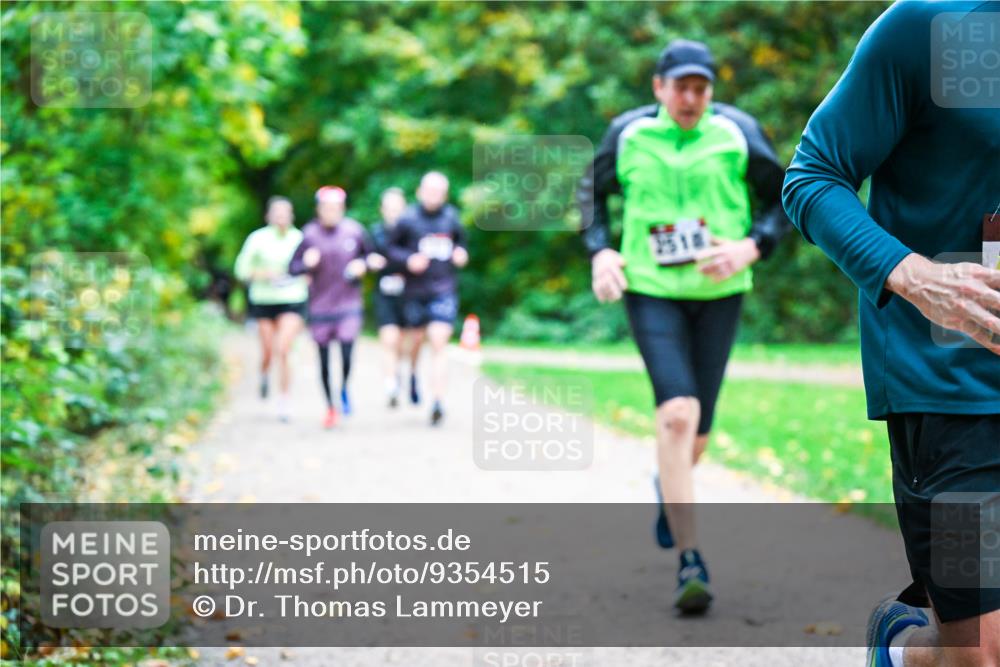 12.10.2025 - Bramfelder Halbmarathon 2025 Dr. Thomas Lammeyer http://msf.ph/oto/9354515 12.10.2025 10:50:29 Laufen  meine-sportfotos.de