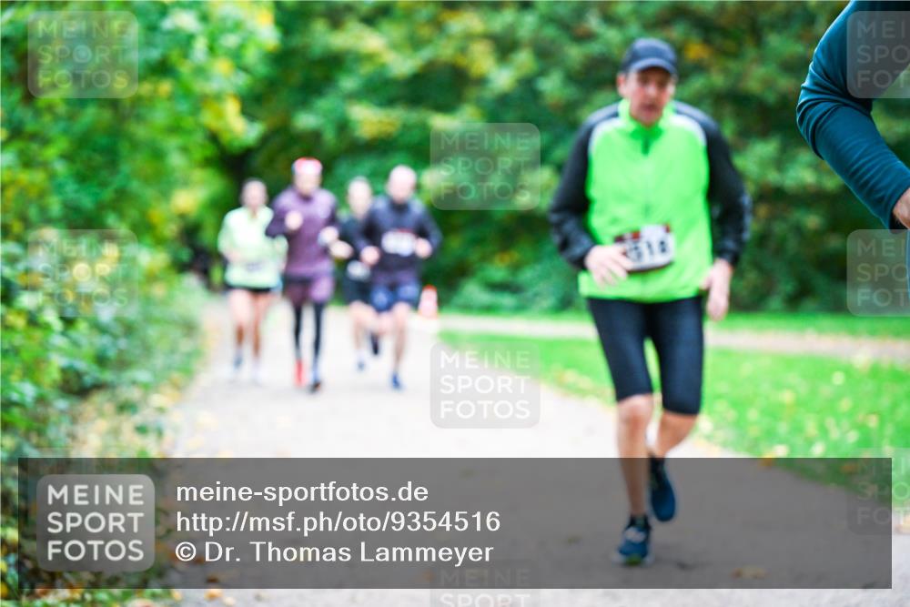 12.10.2025 - Bramfelder Halbmarathon 2025 Dr. Thomas Lammeyer http://msf.ph/oto/9354516 12.10.2025 10:50:29 Laufen  meine-sportfotos.de