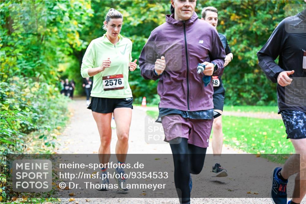 12.10.2025 - Bramfelder Halbmarathon 2025 Dr. Thomas Lammeyer http://msf.ph/oto/9354533 12.10.2025 10:50:32 Laufen 2576, 88 meine-sportfotos.de