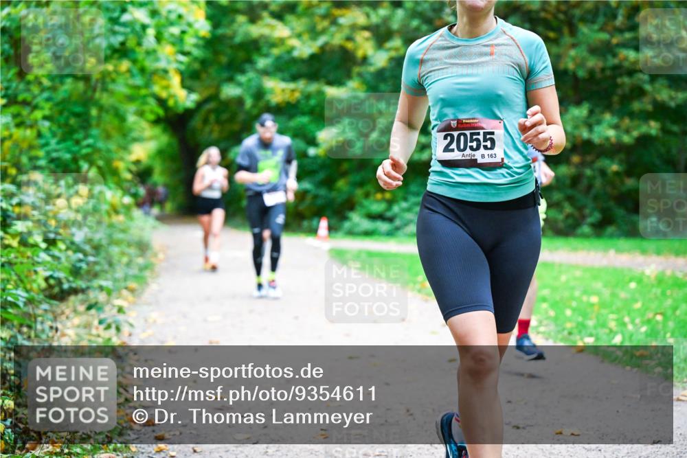 12.10.2025 - Bramfelder Halbmarathon 2025 Dr. Thomas Lammeyer http://msf.ph/oto/9354611 12.10.2025 10:50:50 Laufen 3, 2055, 163 meine-sportfotos.de