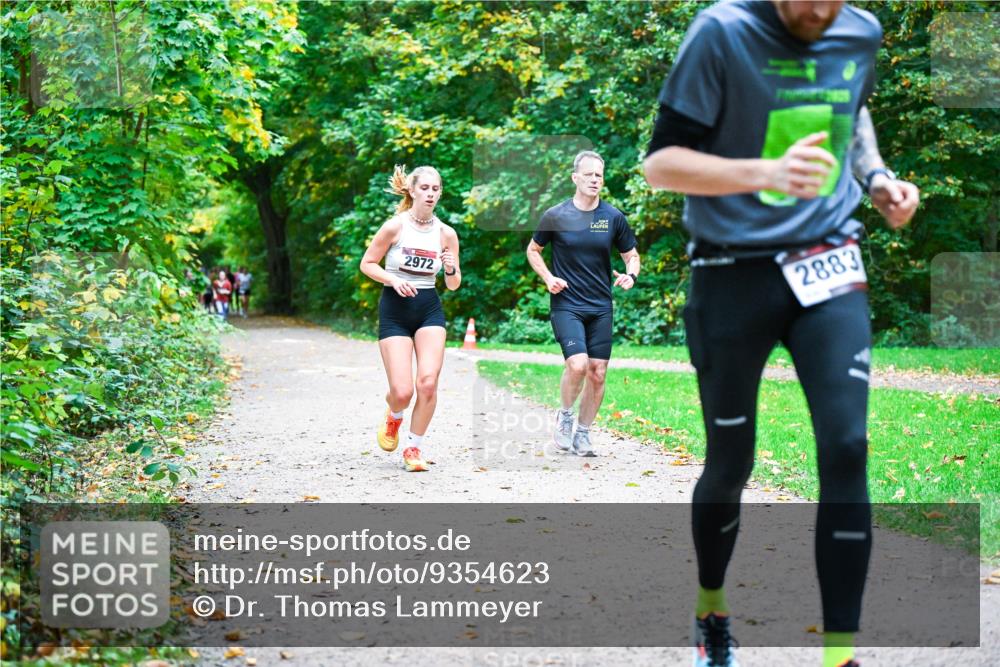 12.10.2025 - Bramfelder Halbmarathon 2025 Dr. Thomas Lammeyer http://msf.ph/oto/9354623 12.10.2025 10:50:53 Laufen 2972, 2883 meine-sportfotos.de