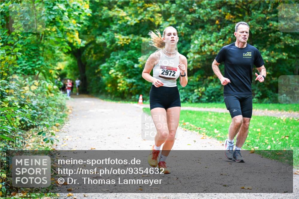 12.10.2025 - Bramfelder Halbmarathon 2025 Dr. Thomas Lammeyer http://msf.ph/oto/9354632 12.10.2025 10:50:54 Laufen 2972 meine-sportfotos.de