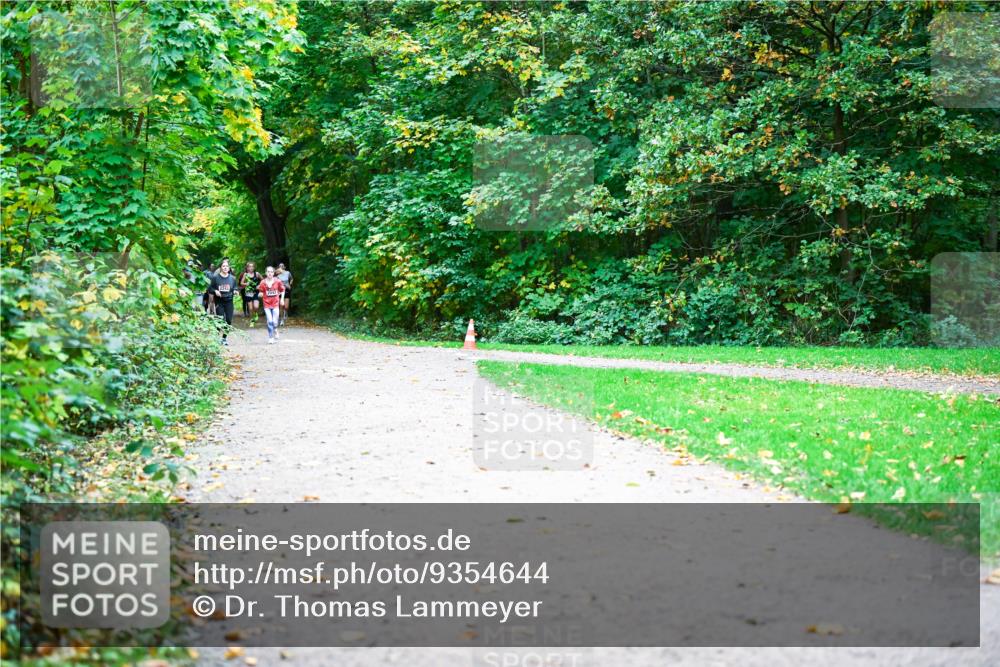 12.10.2025 - Bramfelder Halbmarathon 2025 Dr. Thomas Lammeyer http://msf.ph/oto/9354644 12.10.2025 10:50:57 Laufen  meine-sportfotos.de