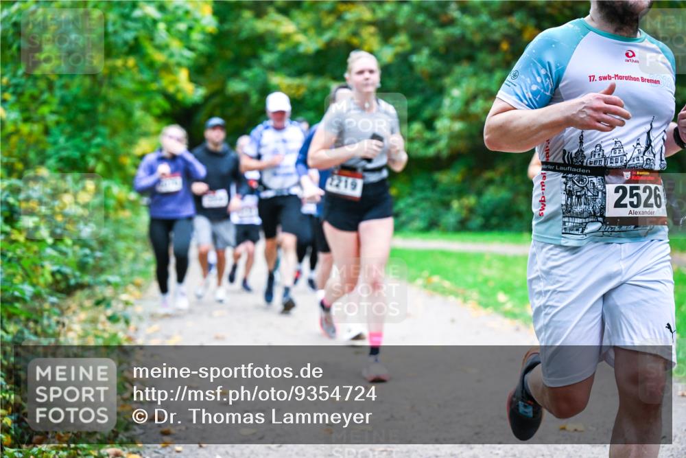 12.10.2025 - Bramfelder Halbmarathon 2025 Dr. Thomas Lammeyer http://msf.ph/oto/9354724 12.10.2025 10:51:14 Laufen 2219, 17, 34, 2526 meine-sportfotos.de