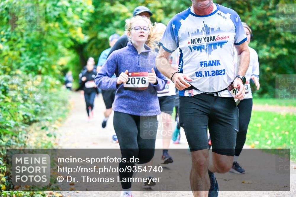 12.10.2025 - Bramfelder Halbmarathon 2025 Dr. Thomas Lammeyer http://msf.ph/oto/9354740 12.10.2025 10:51:16 Laufen 2076, 05, 11, 2023 meine-sportfotos.de