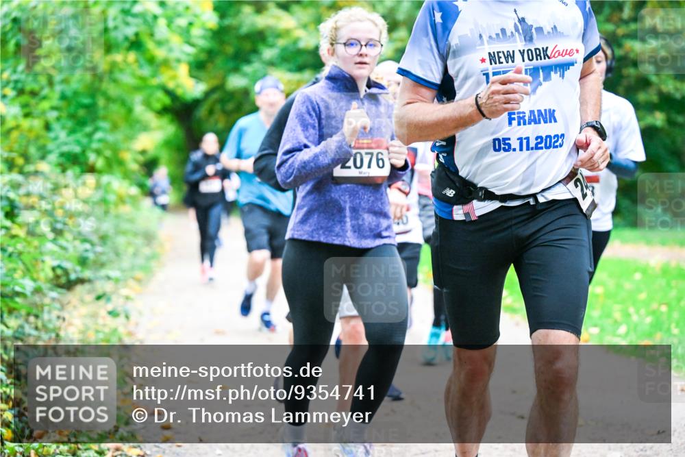 12.10.2025 - Bramfelder Halbmarathon 2025 Dr. Thomas Lammeyer http://msf.ph/oto/9354741 12.10.2025 10:51:16 Laufen 2076, 05, 11, 2023 meine-sportfotos.de