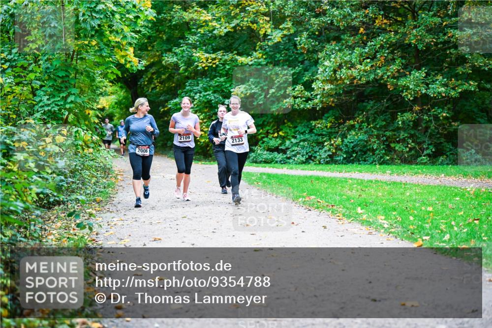 12.10.2025 - Bramfelder Halbmarathon 2025 Dr. Thomas Lammeyer http://msf.ph/oto/9354788 12.10.2025 10:51:25 Laufen 2006, 2109, 2133 meine-sportfotos.de